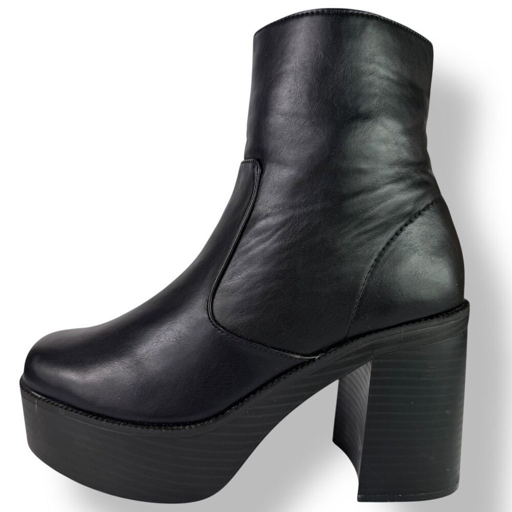 Madden Girl Grace Y2K-Inspired Black Chunky Platform Ankle Boots Women’s 9 M - Picture 7 of 12